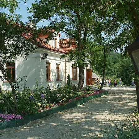 Ośrodek Rekreacyjno - Szkoleniowy Cierszewo