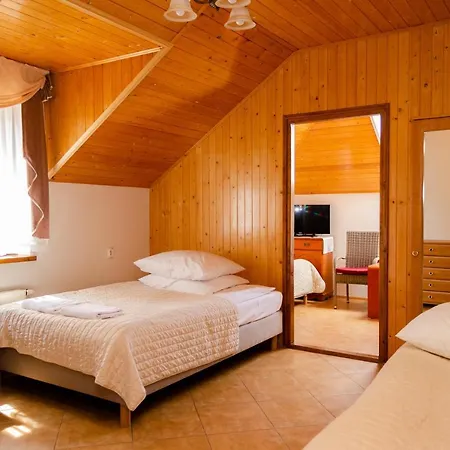 Osrodek Rekreacyjno - Szkoleniowy * Cierszewo