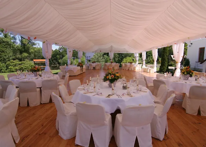 Ośrodek Rekreacyjno - Szkoleniowy Cierszewo